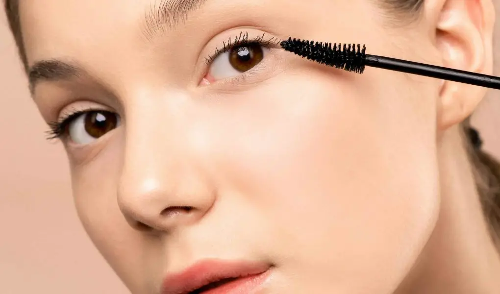 Almond Eye Makeup